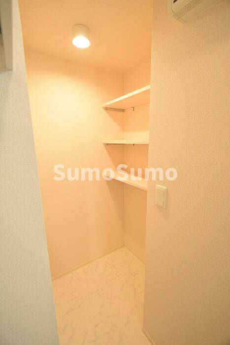 神戸市兵庫区荒田町３丁目のアパートの収納