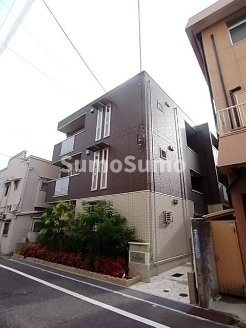 神戸市兵庫区荒田町３丁目のアパートの外観