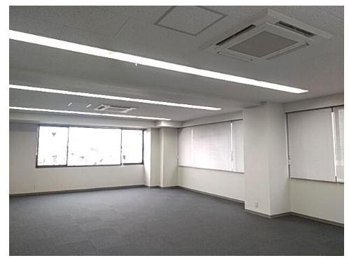 三善ビル　4階の内装