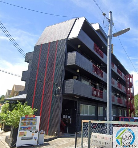 白川台ハイツの外観