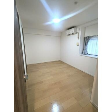 エイルマンション武蔵ヶ丘の洋室