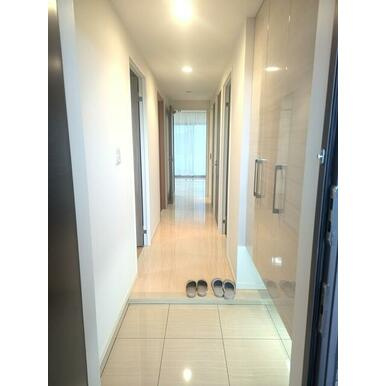 エイルマンション武蔵ヶ丘の玄関