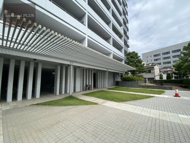 レジオン大阪城公園のエントランス