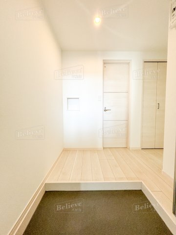 ポラリス久留米南の玄関|シューズボックス付きの玄関です☆