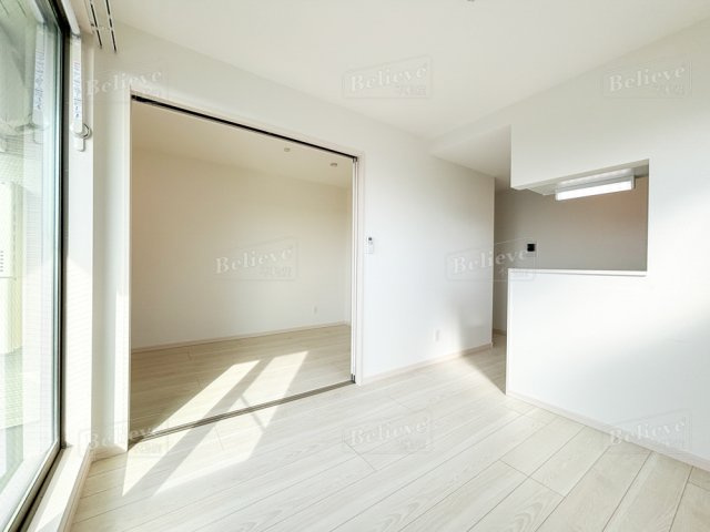 ポラリス久留米南の居間・リビング|白基調のお部屋です☆
