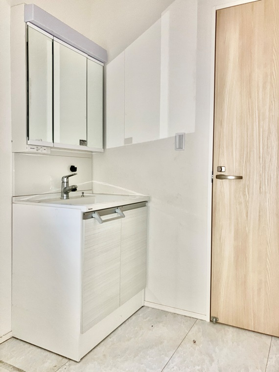 関町北戸建の洗面所