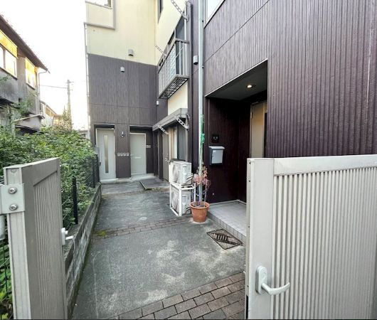 ウィステラス渋谷本町のエントランス|エントランス☆