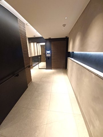 Brillia 本郷 Station Frontのエントランス|エントランス