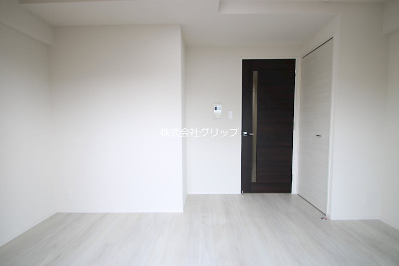 Le'a MARKS横濱の洋室
