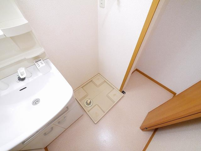 プリームローズＪの設備|室内洗濯機置き場です