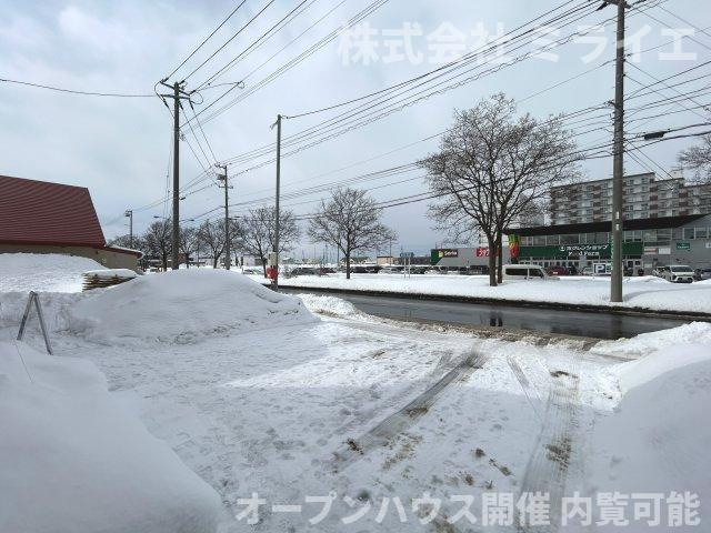 【新築戸建】江別市大麻栄町3棟の駐車場|駐車2～3台可