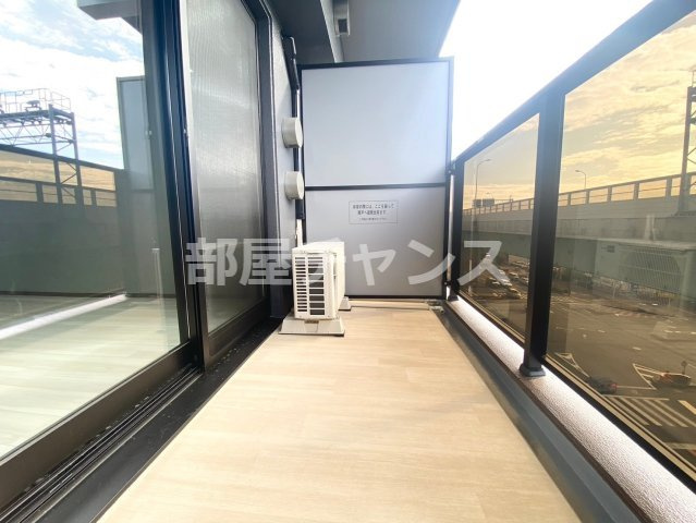 メイクスWアート金山ウエストのバルコニー