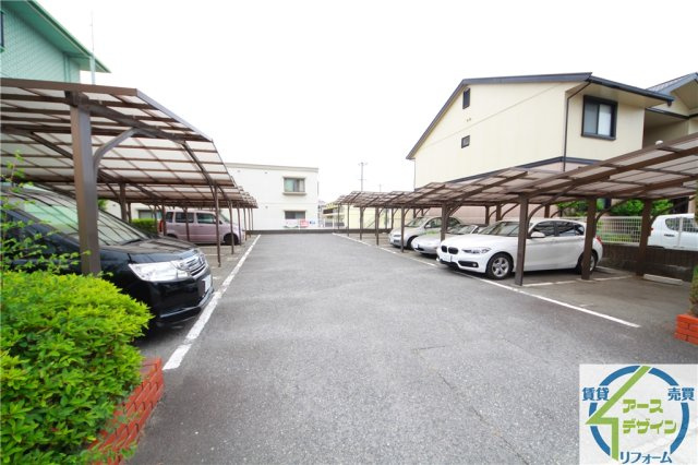 ベルデュウラ池上の駐車場