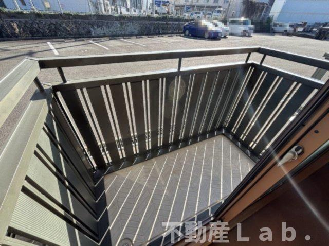 パラッツォ・Kのバルコニー