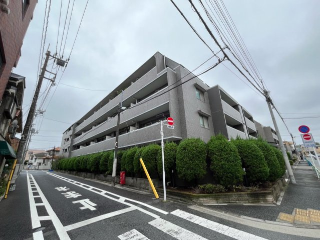 アールヴェール練馬中村橋の外観