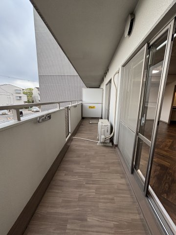 PHOENIX COURT 交野Ⅱのバルコニー