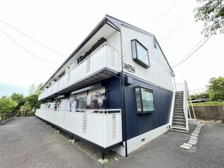 【外観】 | 小田急多摩線「五月台」駅まで徒歩8分！「栗平」駅までも徒歩10分！2駅利用可能で通勤通学・お買物にも便利な立地です☆