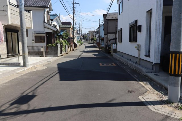 月々９万円台～　新築戸建　川越市砂の前面道路含む現地写真|南西側 6.3ｍ公道
