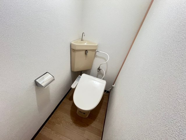 シティハイツ英のトイレ|落ち着いたトイレです