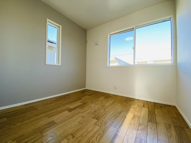 成田市並木町　新築戸建て　１号棟