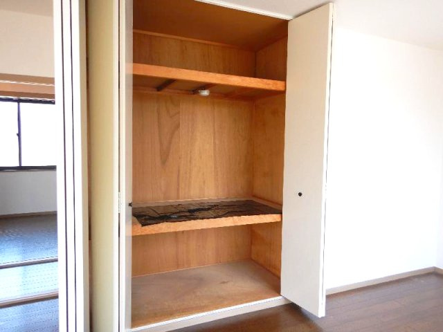 ガーデンハイツ武庫の収納|専用の収納スペースです