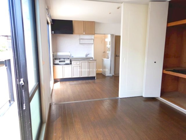 ガーデンハイツ武庫の居間・リビング|使いやすい居間です