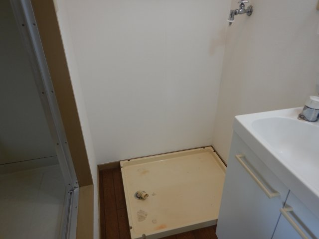 ガーデンハイツ武庫の設備|洗濯機置場