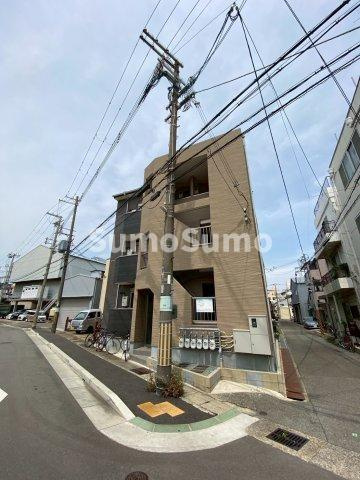 神戸市長田区東尻池町１丁目のアパートの外観