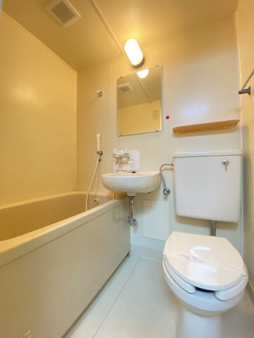 ヴィラ芙蓉の浴室