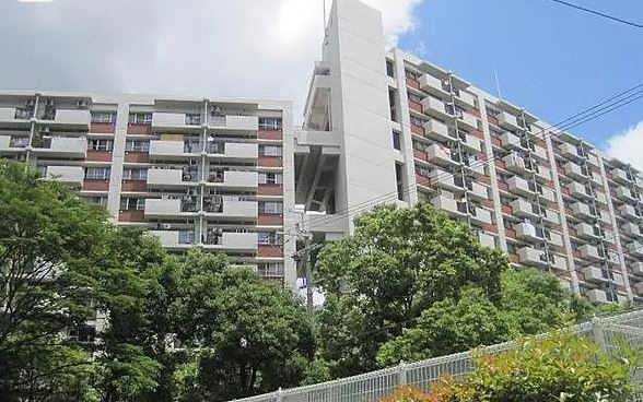 北緑丘第四住宅18号棟の外観