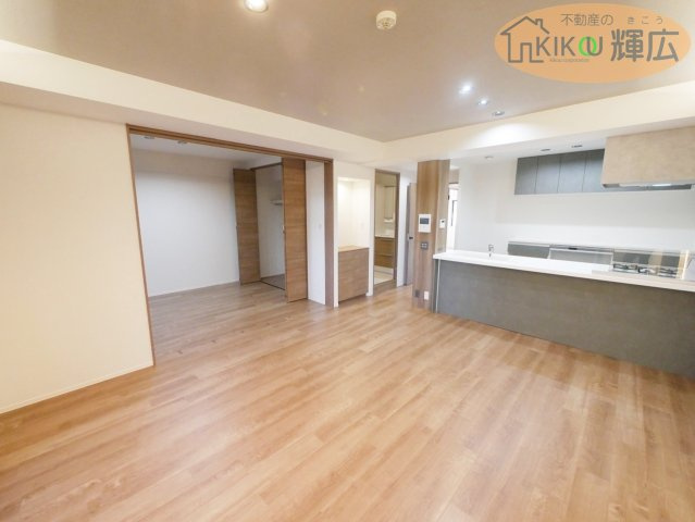 【居間・リビング】 | ネオハイツ東加古川　1階