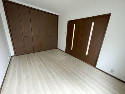 【洋室】 | ピュアフラット１２