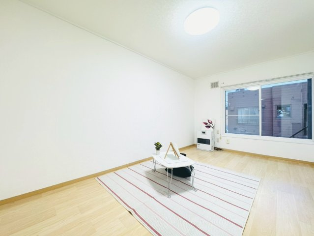 【居間・リビング】 | 【CP対象】マンション大雪 | こちらのリビングで趣味の時間をお楽しみください