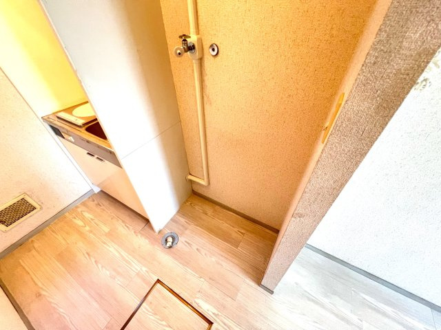 ハイツ新小平の設備|洗濯機が室内に置けます