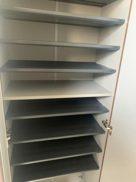 チェルトヴィータの玄関