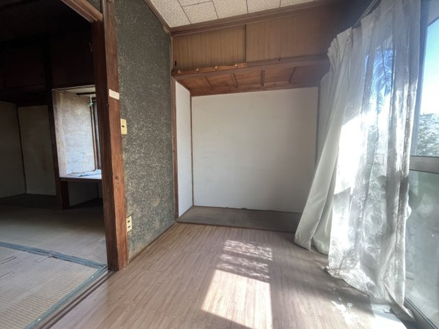 いわき市錦町蛭田　中古戸建の玄関