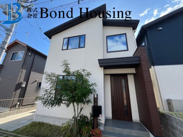「大阪ガス施工住宅」「設備充実」二見町東二見 築4年の外観