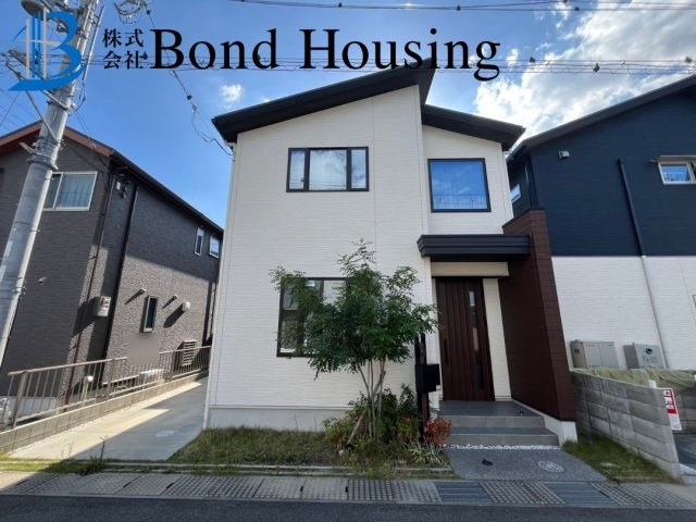 「大阪ガス施工住宅」「設備充実」二見町東二見 築4年の外観