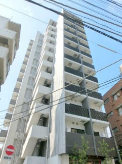 【外観】 | 鉄筋コンクリート造のがっちりとした建物。