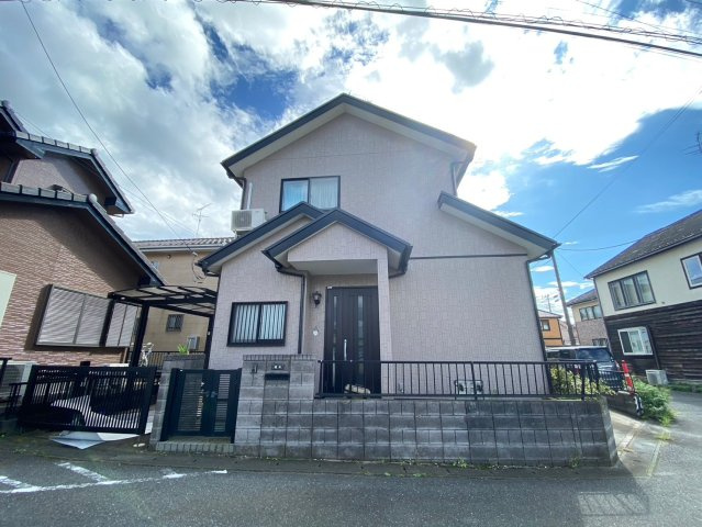 2025.3.15済確認　七栄　中古戸建の外観