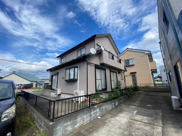 2025.3.15済確認　七栄　中古戸建の外観