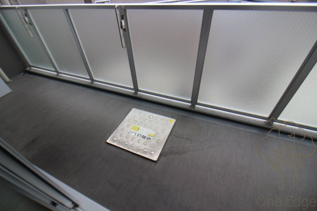 ウッドリバー新大阪のバルコニー