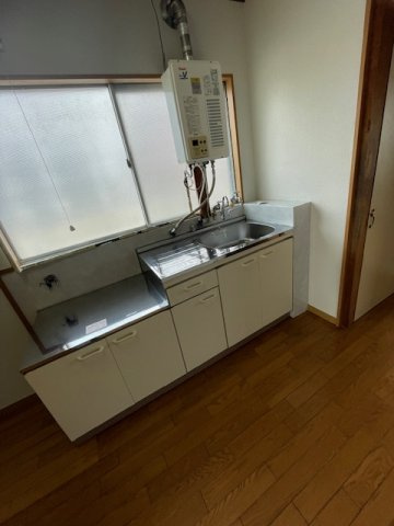 福永ビルのキッチン|入居前イメージ