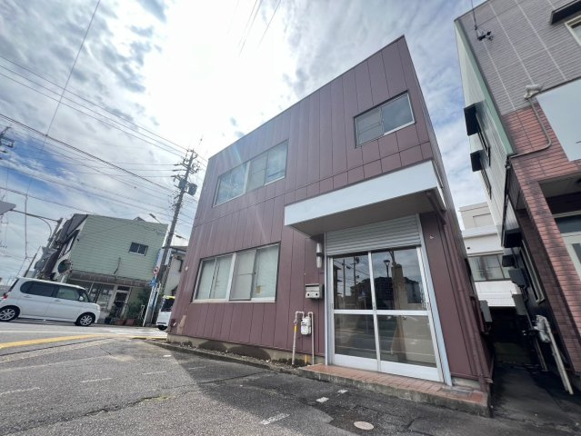 明大寺町貸店舗の外観