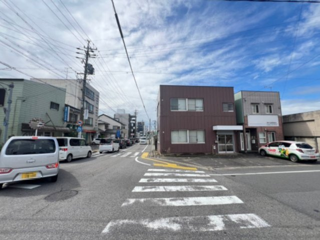 明大寺町貸店舗の周辺