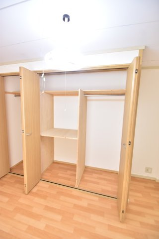 大阪市都島区都島本通５丁目の賃貸マンションの収納