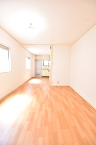 大阪市都島区都島本通５丁目の賃貸マンションの居間・リビング