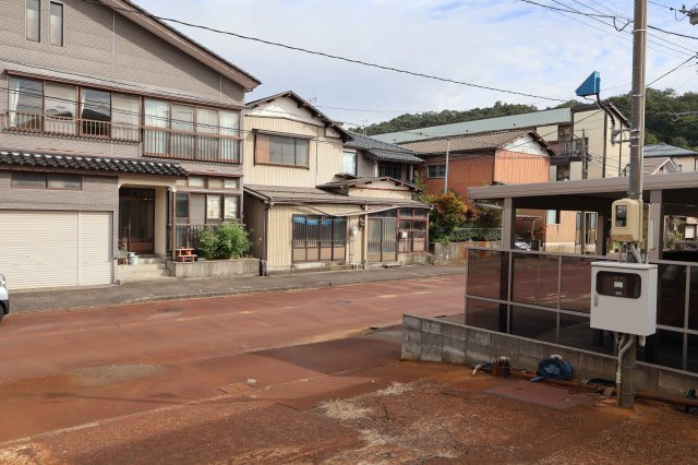 丸山ビル/マルヤママンション共同駐車場の周辺