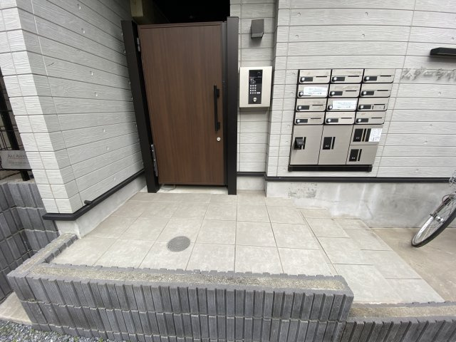 スターライト松戸 のエントランス