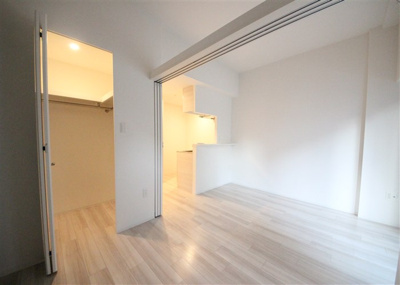 【洋室】 | ラシーヌ瓦屋町